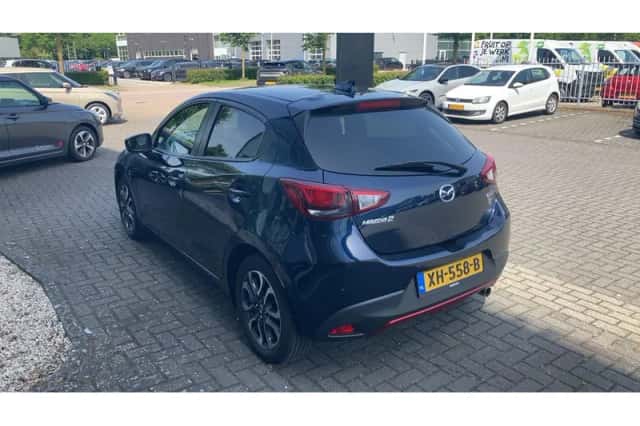 Mazda 2 (2018) thumbnail 2