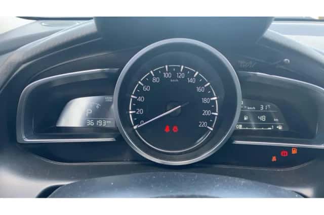 Mazda 2 (2018) thumbnail 9