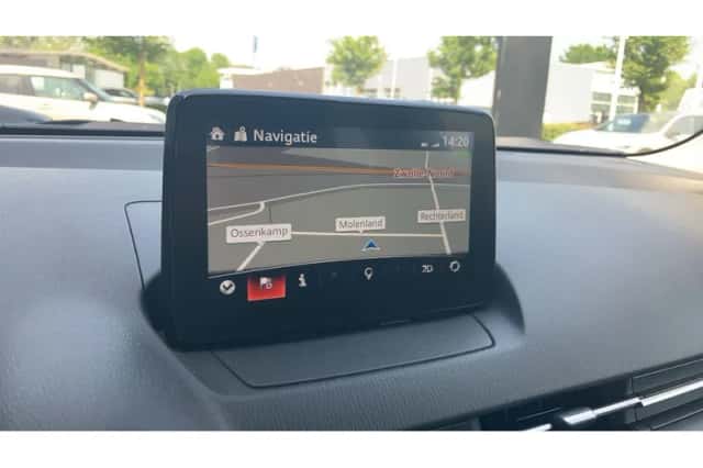 Mazda 2 (2018) thumbnail 10