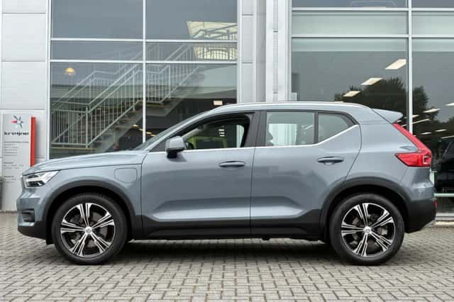 Volvo XC40 (2020) thumbnail 3