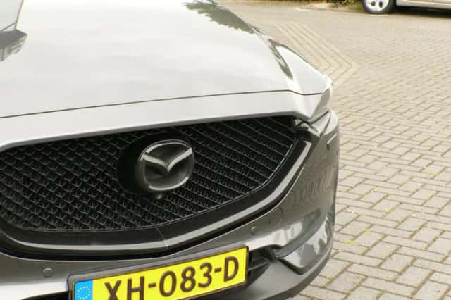 Mazda CX-5 (2019) thumbnail 2