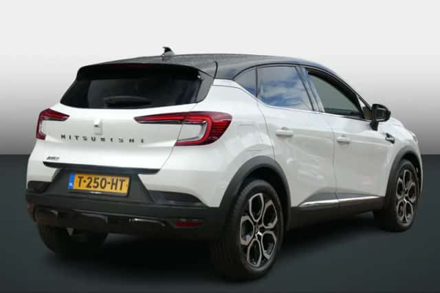 Mitsubishi ASX (2023) thumbnail 3