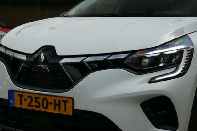 Mitsubishi ASX (2023) thumbnail 4