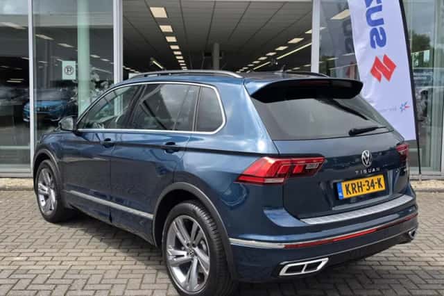 Volkswagen Tiguan (2023) thumbnail 4