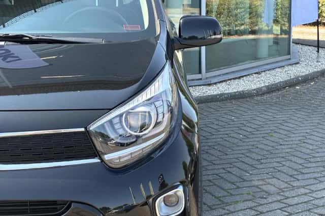 Kia Picanto (2022) thumbnail 3