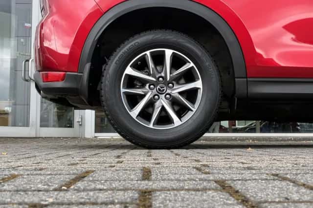 Mazda CX-5 (2017) thumbnail 3