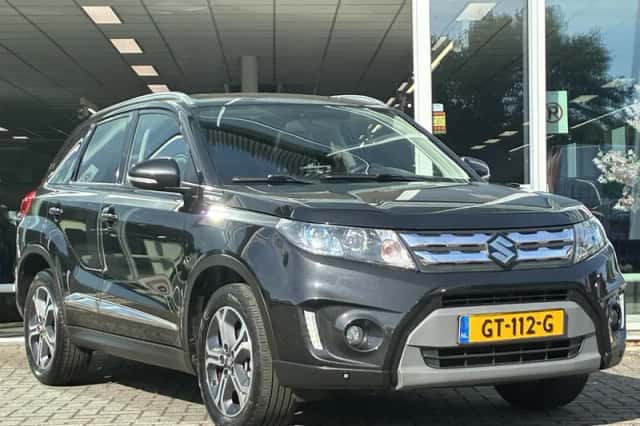 Suzuki Vitara (2015) thumbnail 5