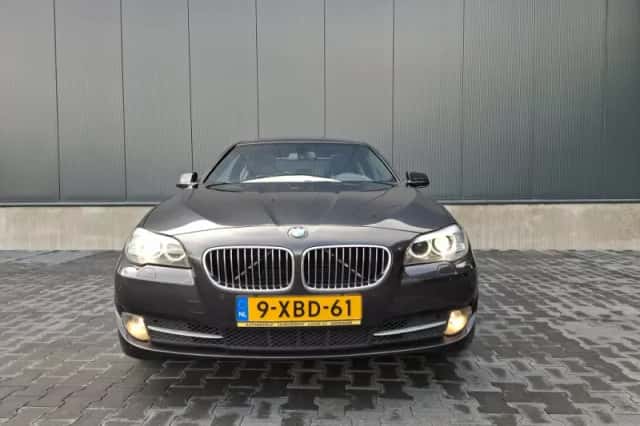 BMW 5-Serie (2010) thumbnail 5