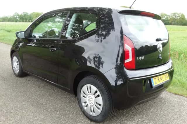 VW UP (2013) thumbnail 6