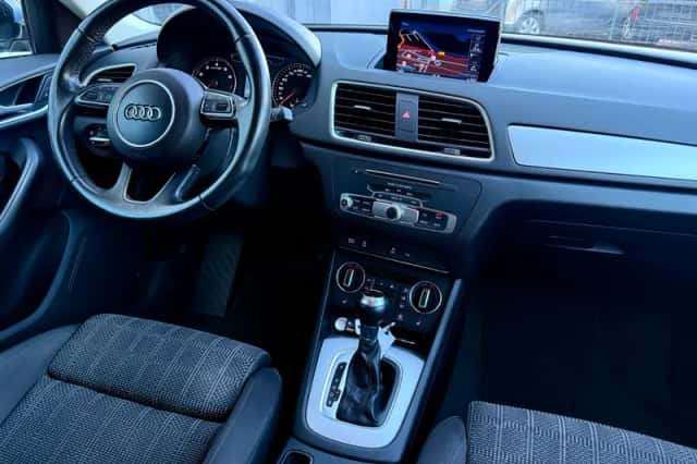 Audi Q3 (2017) thumbnail 4