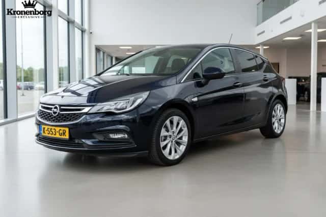 Opel Astra (2019) thumbnail 3