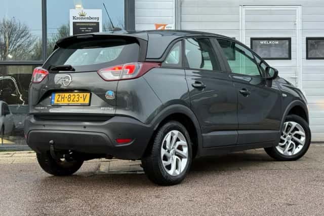 Opel Crossland X (2018) thumbnail 2