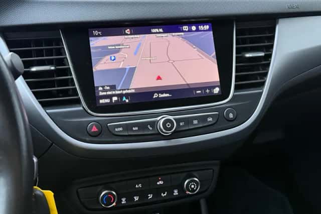 Opel Crossland X (2018) thumbnail 6