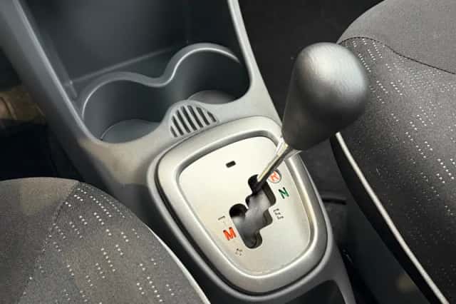 Peugeot 107 (2011) thumbnail 6