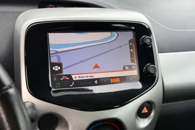 Toyota Aygo (2016) thumbnail 6