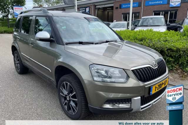 Škoda Yeti (2015) thumbnail 1