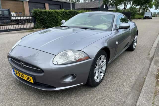 Jaguar XK (2007) thumbnail 3