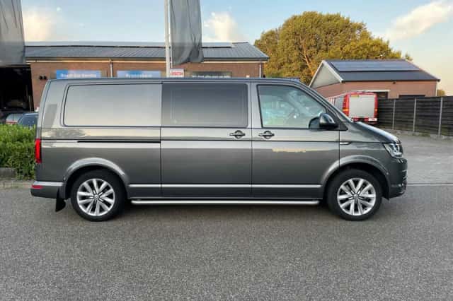 Volkswagen Transporter (2017) thumbnail 6