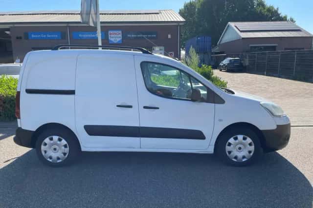 Citroën Berlingo (2012) thumbnail 6