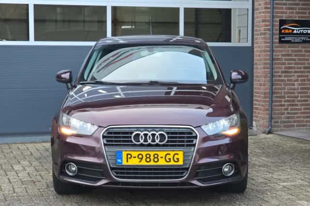 Audi A1 (2012) thumbnail 4