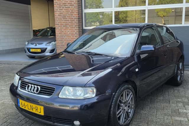 Audi A3 (2003) thumbnail 5
