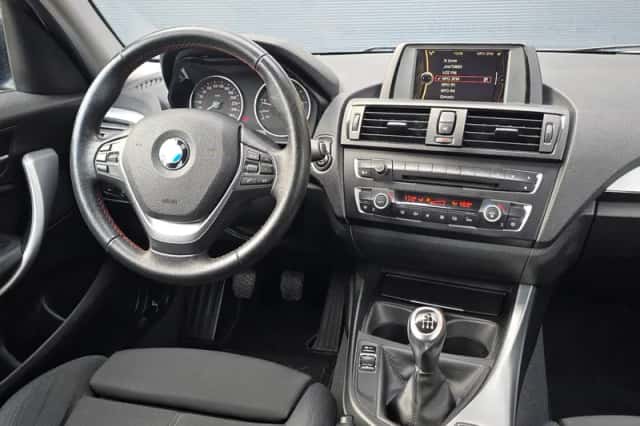 BMW 1-Serie (2012) thumbnail 2