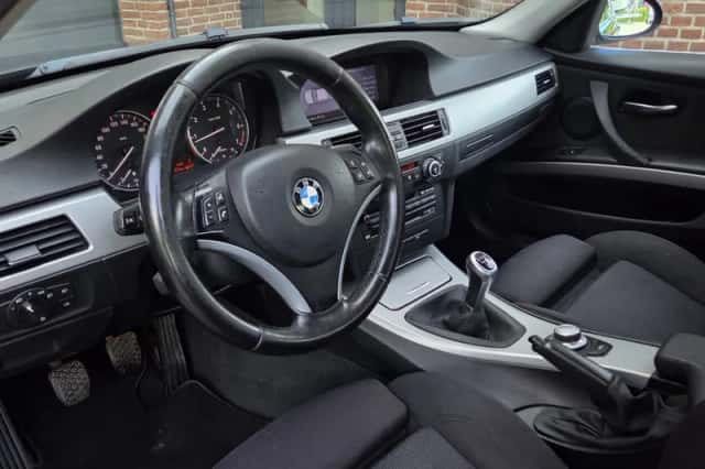BMW 3-Serie (2008) thumbnail 2