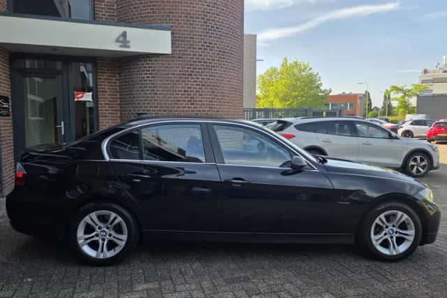 BMW 3-Serie (2008) thumbnail 3