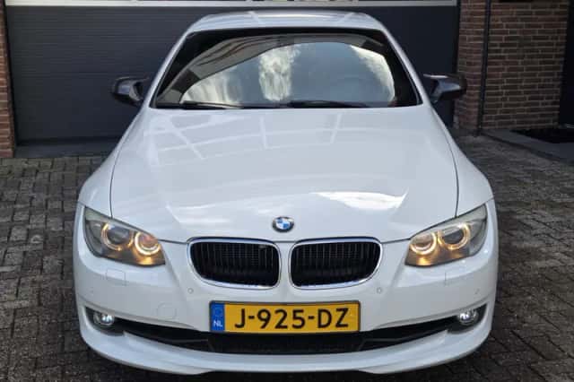 BMW 3-Serie (2011) thumbnail 5