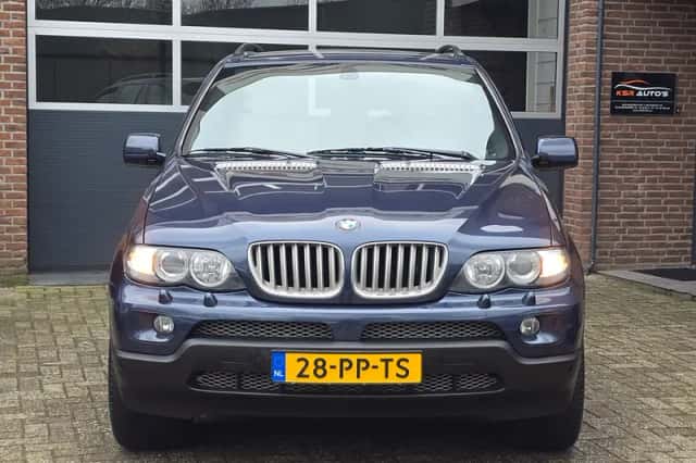 BMW X5 (2004) thumbnail 5