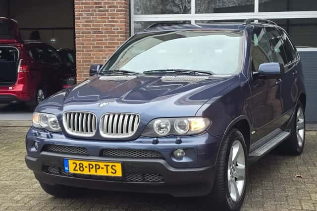 BMW X5 (2004) thumbnail 6