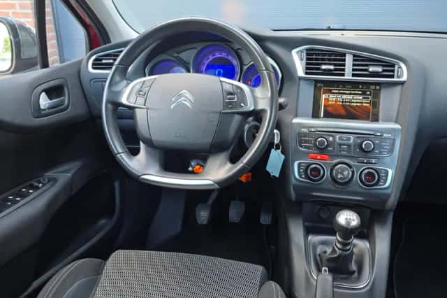 Citroën C4 (2014) thumbnail 2