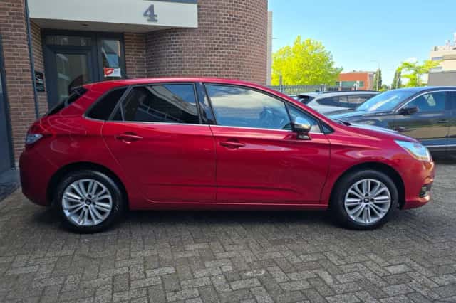 Citroën C4 (2014) thumbnail 3