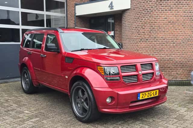 Dodge Nitro (2008) thumbnail 1