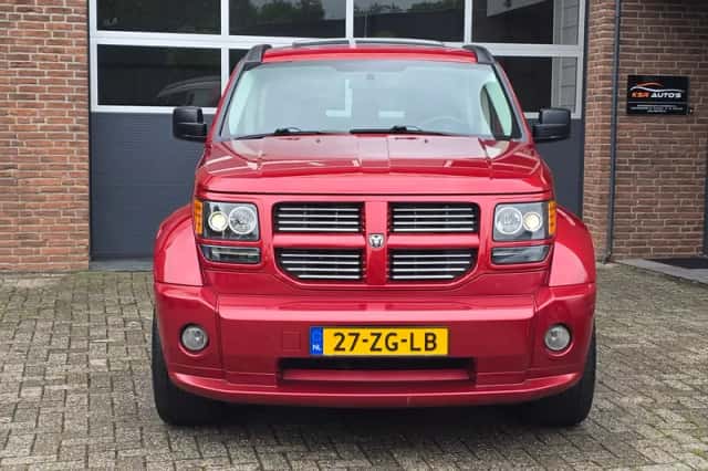 Dodge Nitro (2008) thumbnail 4