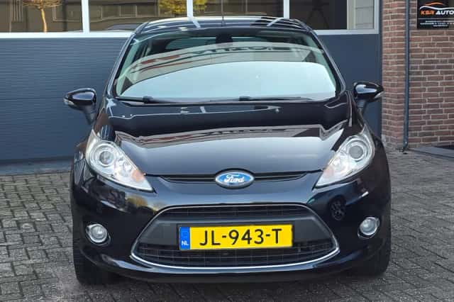Ford Fiesta (2009) thumbnail 4