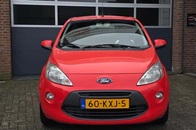 Ford Ka (2010) thumbnail 5