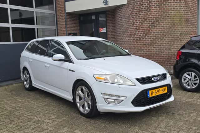 Ford Mondeo (2010) thumbnail 1