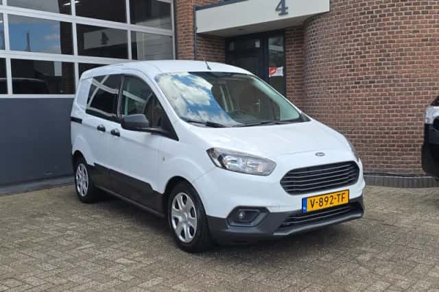 Ford Transit Courier (2018) thumbnail 1