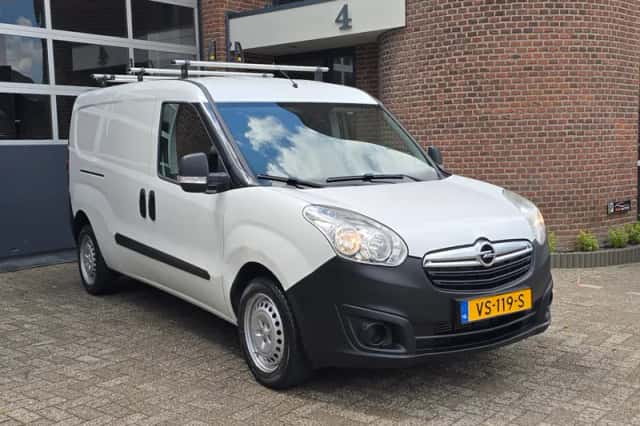 Opel Combo (2015) thumbnail 1