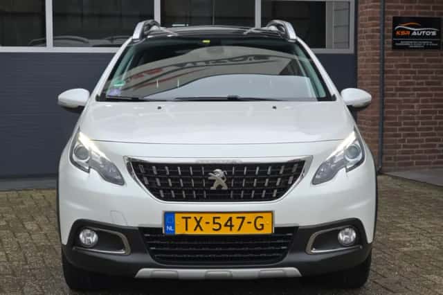 Peugeot 2008 (2018) thumbnail 4