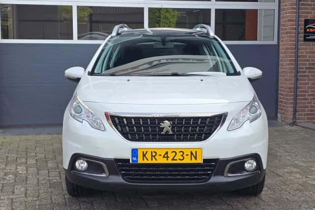 Peugeot 2008 (2016) thumbnail 4