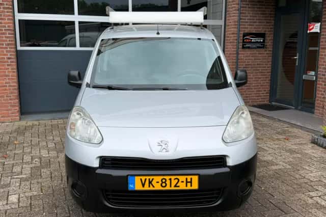 Peugeot Partner (2014) thumbnail 4