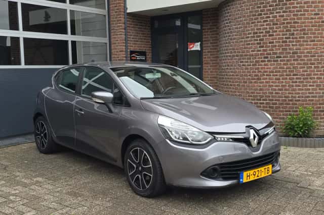 Renault Clio (2013) thumbnail 1