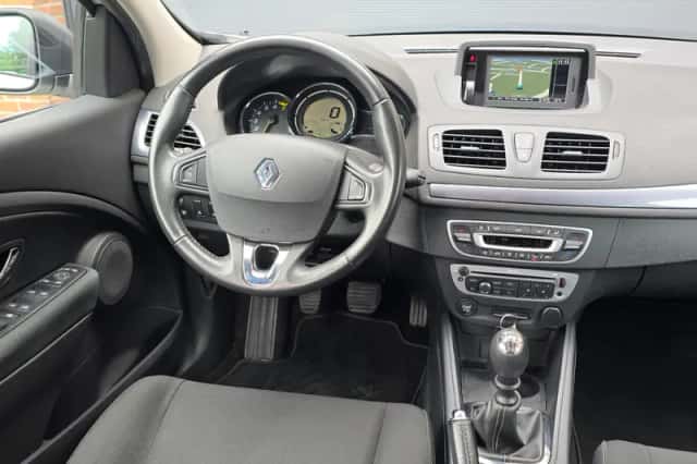 Renault Mégane (2014) thumbnail 2
