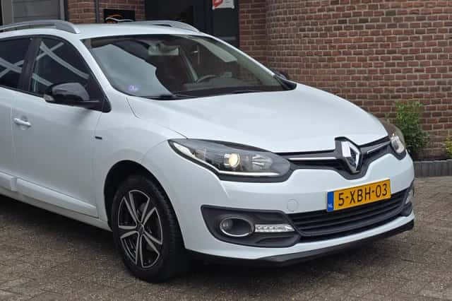 Renault Mégane (2014) thumbnail 4