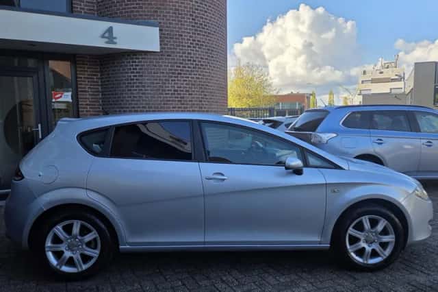 SEAT Leon (2007) thumbnail 3