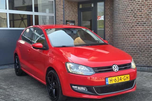 Volkswagen Polo (2010) thumbnail 1