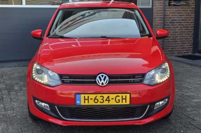 Volkswagen Polo (2010) thumbnail 5