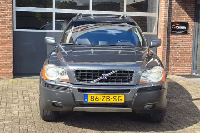 Volvo XC90 (2004) thumbnail 4